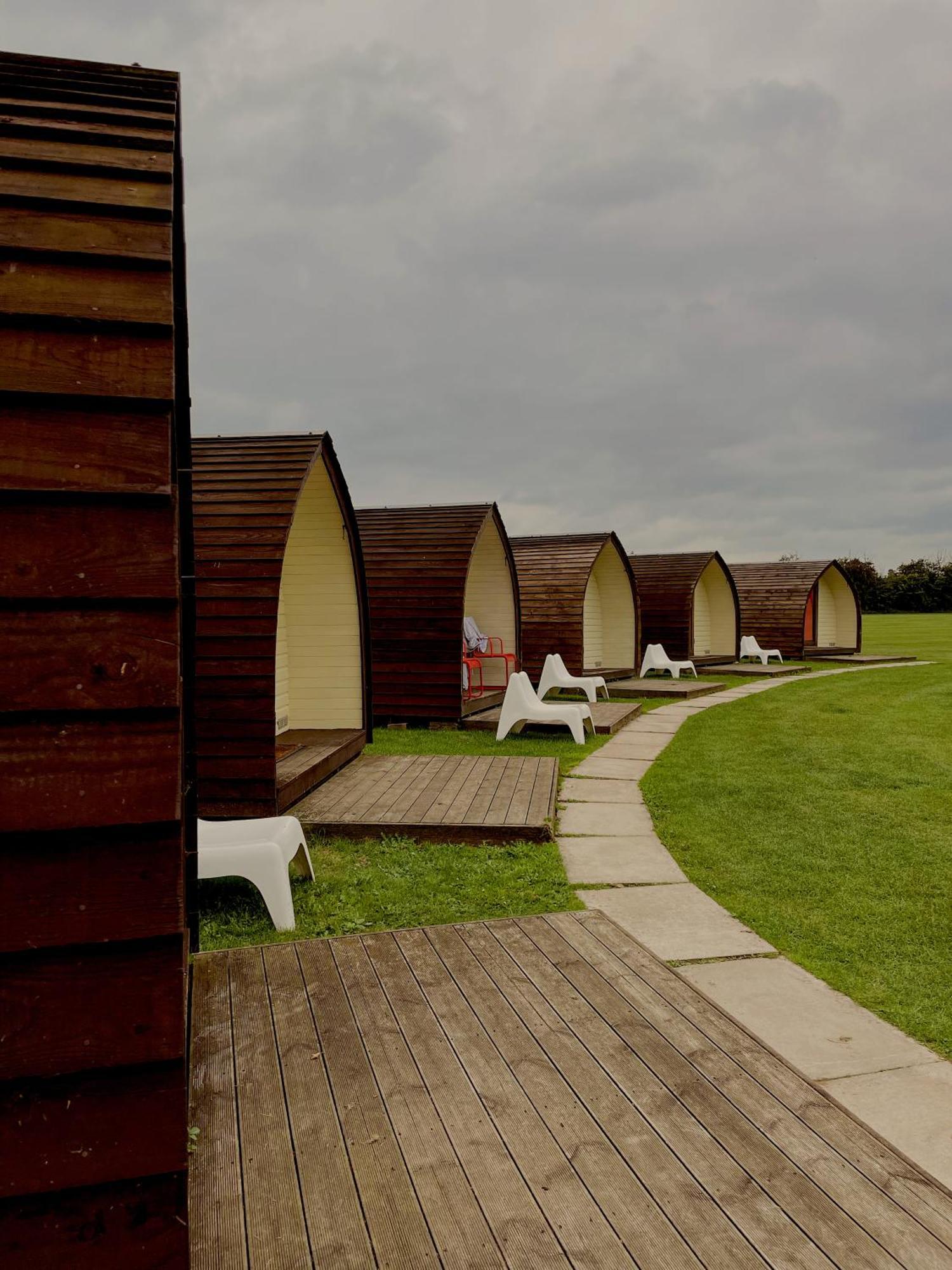 Rodway Hill Golf & Eco Pod Hotel Gloucester Eksteriør billede